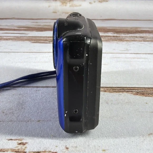 Fujifilm FinePix XP120 16.4MP Waterproof Digital Camera TESTED WORKS GREAT